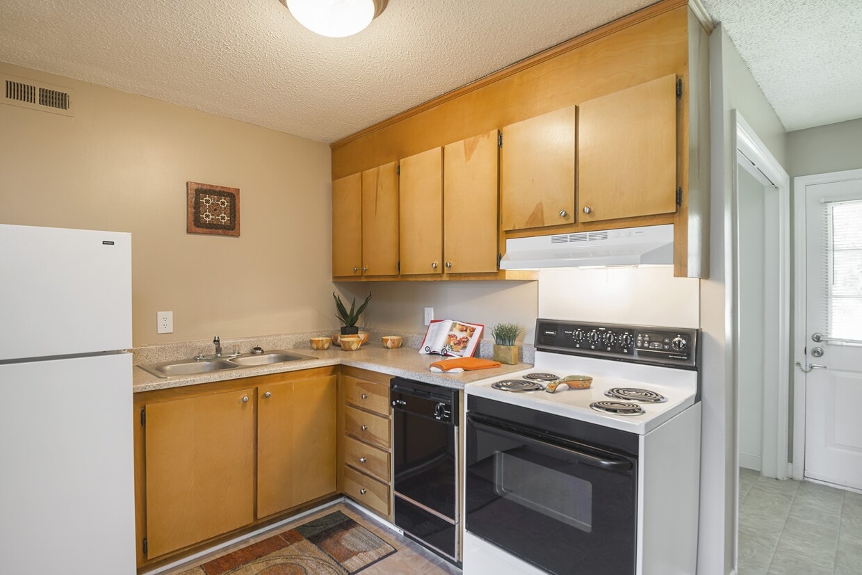 Lakewood I and II Apartment Homes Apartments 50 Lakewood Dr Salisbury