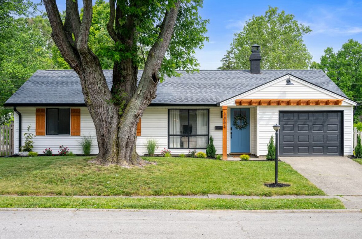 Primary Photo - 3864 Esquire Ct