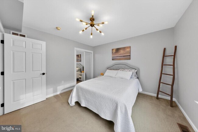 Foto del edificio - 972 Smithbridge Rd