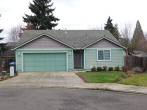 Building Photo - 226 Helton Way SE