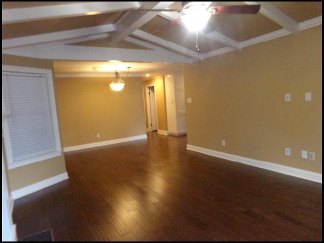 Foto del edificio - 122 Pin Oak Cove