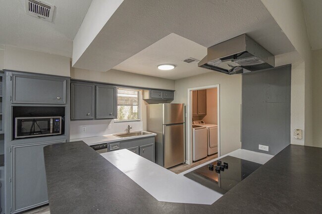 Foto del edificio - 17311 Methil Dr