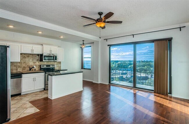 Building Photo - 2109 Bayshore Blvd
