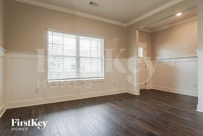 Foto del edificio - 2060 Park Springs Ln