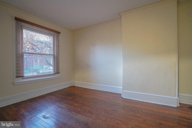 Building Photo - 3003 Poplar St
