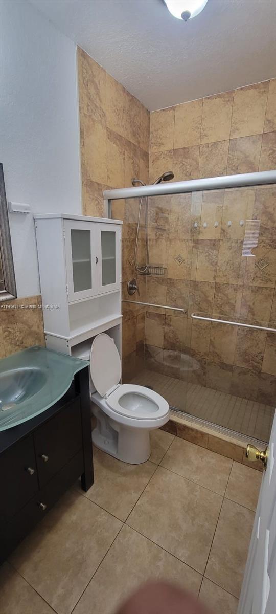 Foto del edificio - 375 E 14th St