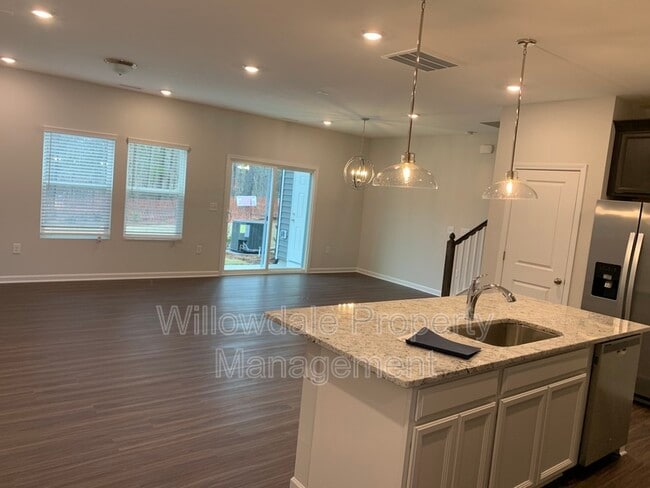 Building Photo - 134 Ashlar Ct