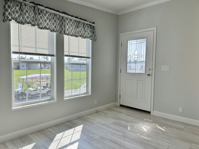 Foto del edificio - 10792 SW 32nd Ave