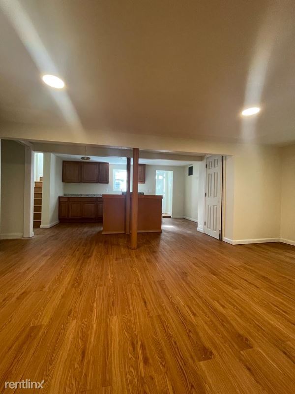 Building Photo - 3 br, 1 bath House - 516 5th St