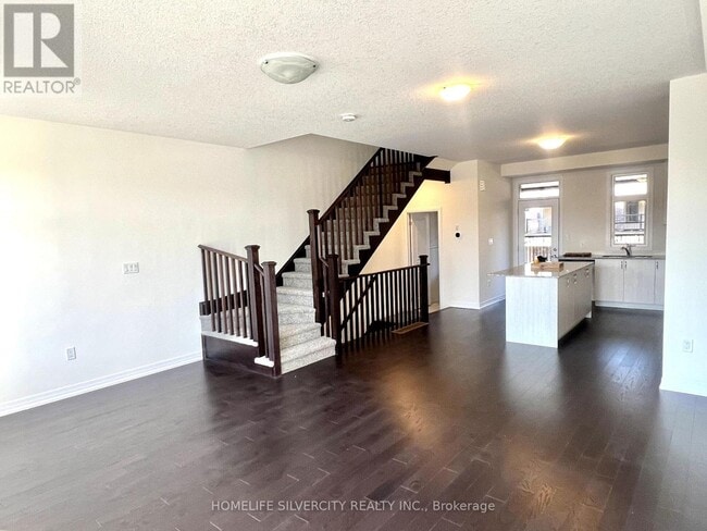 Building Photo - 400 Newman Dr