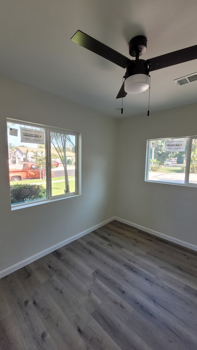Building Photo - 9948 Bevis Ave