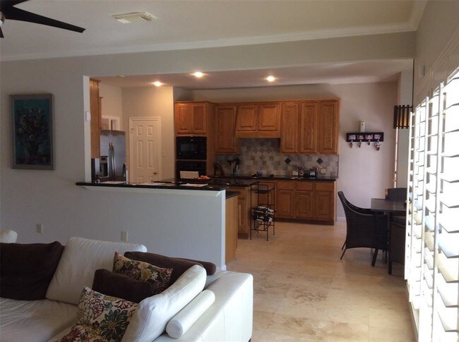 Building Photo - 23119 Crossbend Dr