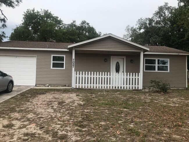 Foto del edificio - 7057 County Line Rd