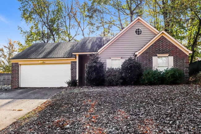 Building Photo - 5769 Saranac Ave