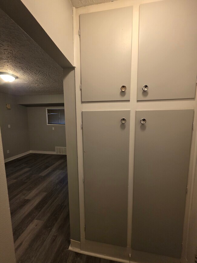 Área de comedor - 1230 Lily St