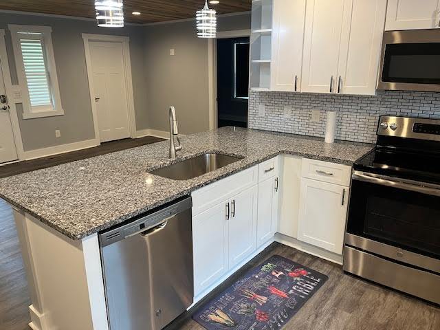 Building Photo - 1844 Willow Rd