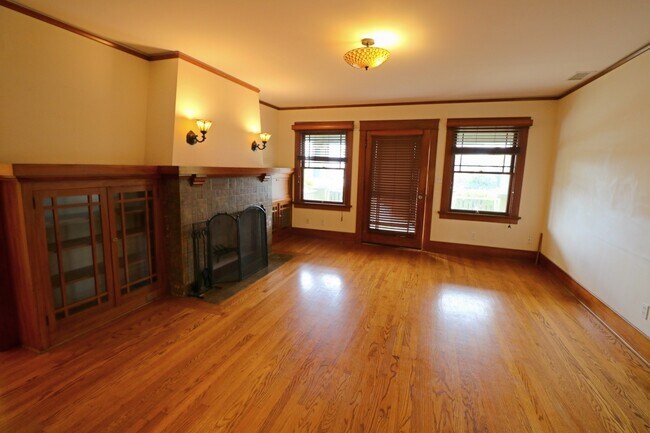 Foto del edificio - 2878 Gunn St