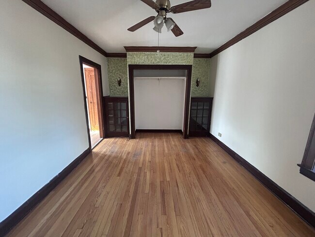 Foto del edificio - 3152 N Linder Ave