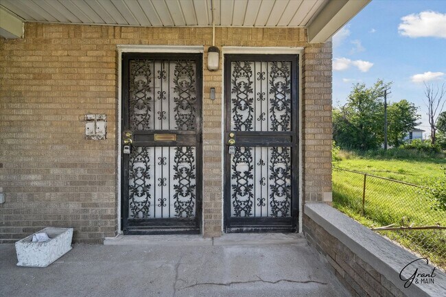 Foto del edificio - 15358 Princeton - THM Capital LLC