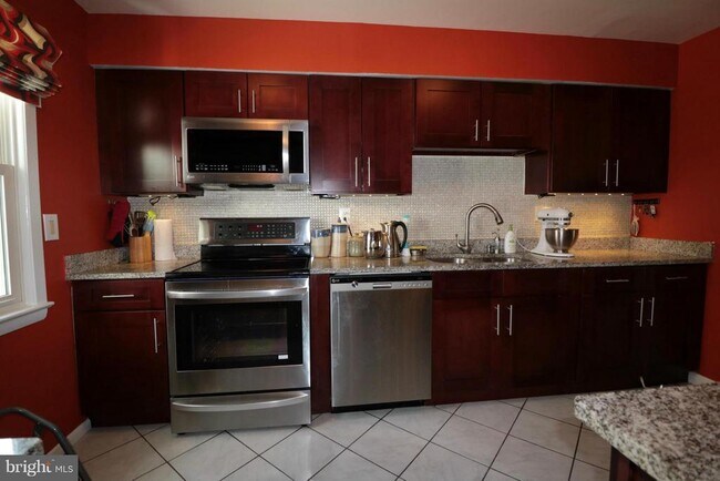 Foto del edificio - 1113 Chiswell Ln