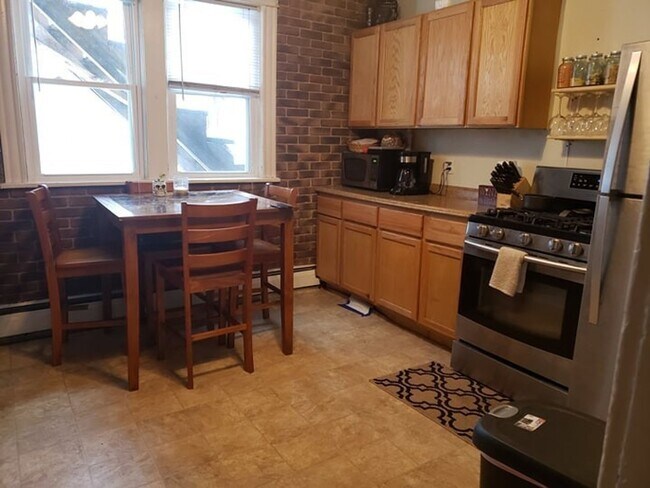 Foto del edificio - 2721 Fremont Ave S