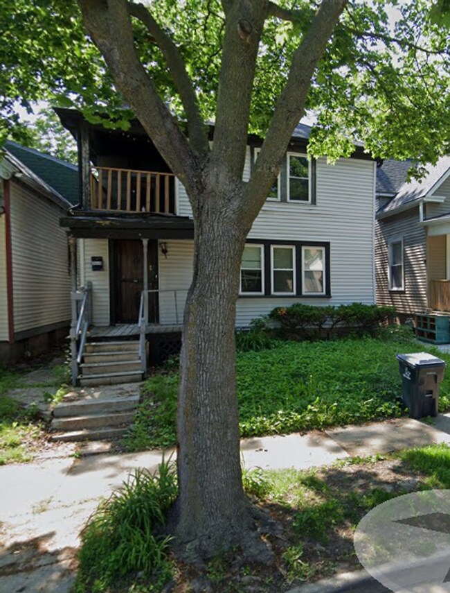 Building Photo - 3035 N 10th St