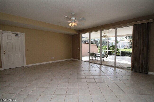 Foto del edificio - 5325 Cove Cir