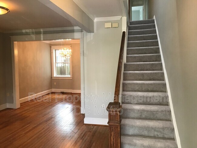 Foto del edificio - 309 9th St NE