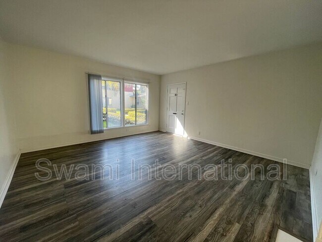 Foto del edificio - 622 1/2 E 97th