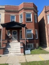 Building Photo - 6440 S Vernon Ave