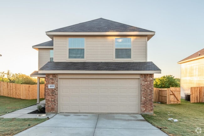 Building Photo - 4818 War Horse Dr