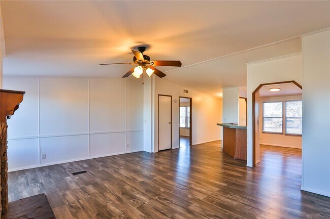 Foto del edificio - 140 Blessing Ln