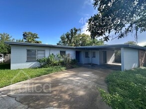 Building Photo - 3392 Bougainvillea Dr