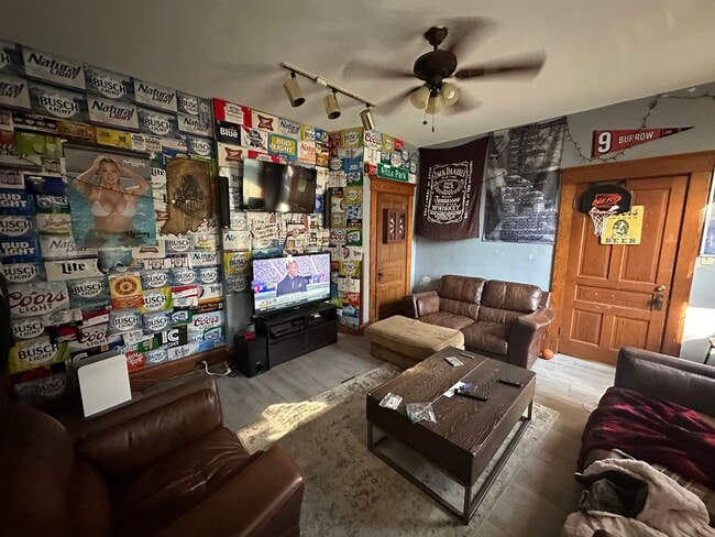 Building Photo - Clifton 6 Bedroom House Available