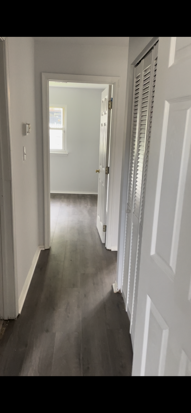 Building Photo - 1801 Dumas Pl