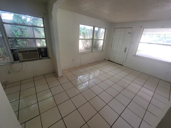 Foto del edificio - 731 23rd St