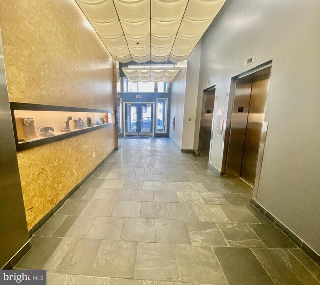 Foto del edificio - 1228-32 Arch St
