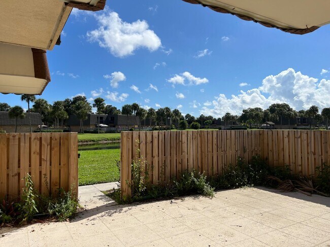 Building Photo - 255 Charter Way