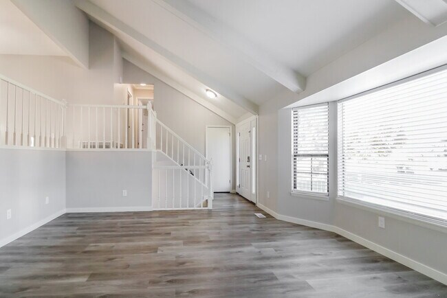 Building Photo - 2499 N 1050 W