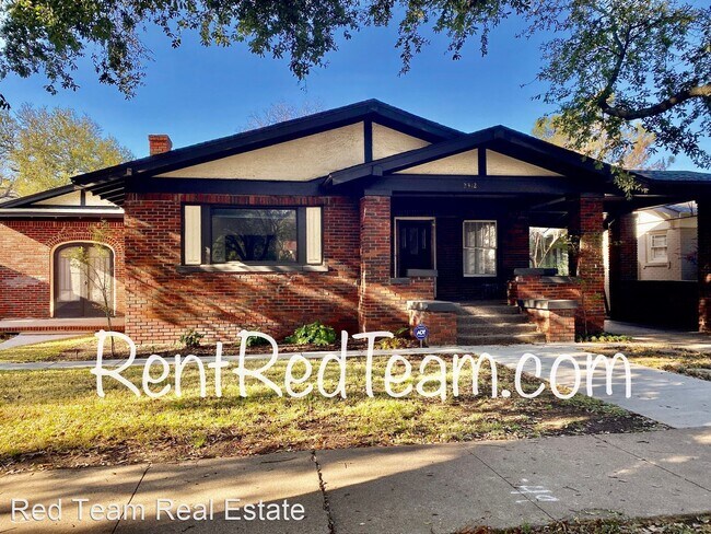 Building Photo - 3 br, 1 bath House - 2312 Mistletoe Ave