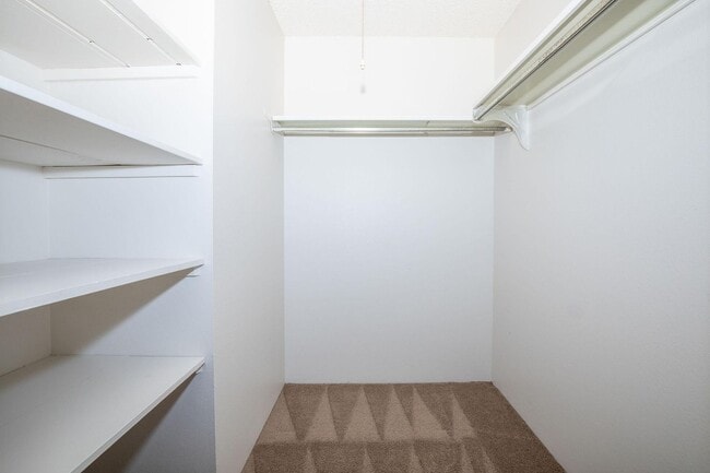 Interior Photo - Summerhill Apartments