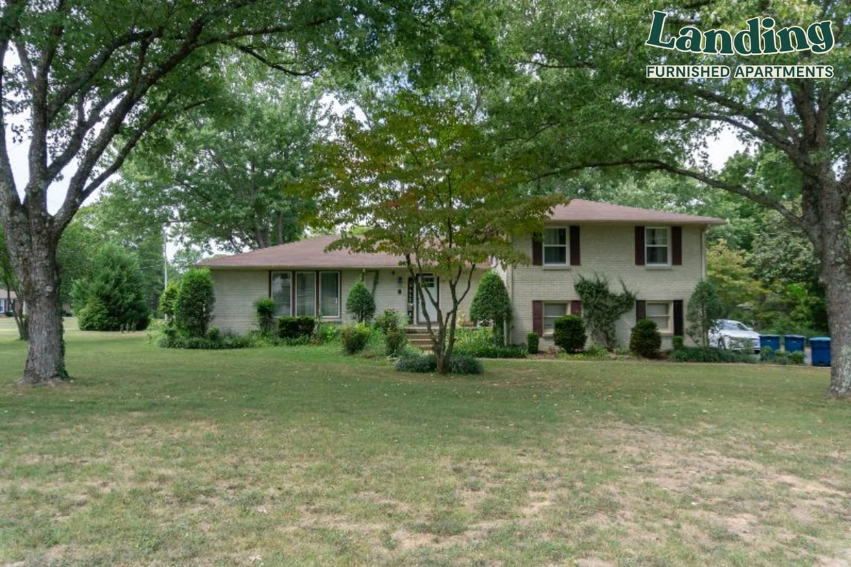 195 Green Harbor Rd Unit 195.1316476, Green Hill, TN 37138 Room for