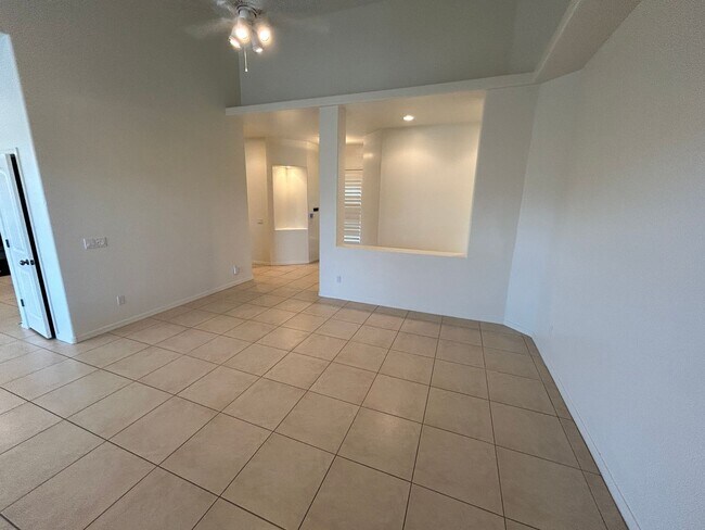 Foto del edificio - Black Canyon City Custom Home w/Pool & *NO...