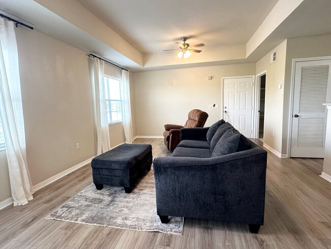 Main Living Area - 1050 Villagio Cir