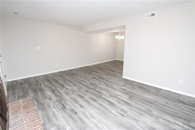 Foto del edificio - 4901 Coral Ridge Ct