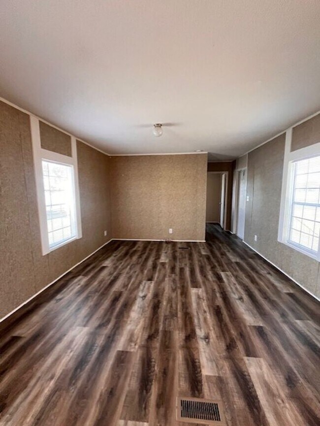 Foto del edificio - Country setting 2 bedroom home