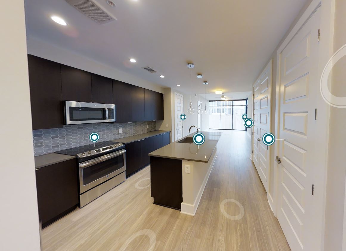 Photo - AMLI Arts Center Apartments