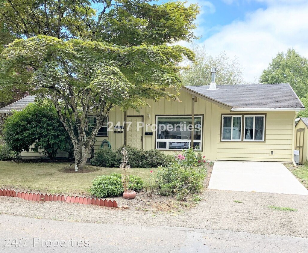 Foto principal - 3 br, 2 bath House - 5075 SW Fairmount Dr.