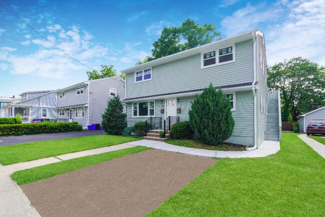 Foto del edificio - 32 Cedar Ave