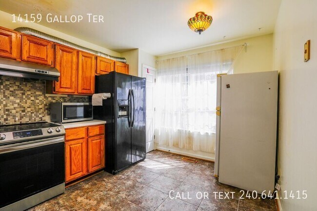 Building Photo - 14159 Gallop Terrace